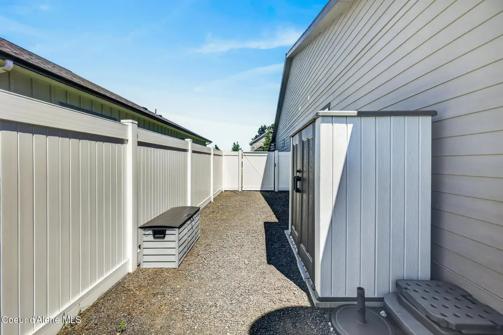 3234 W Giovanni Lane Hayden ID 83835