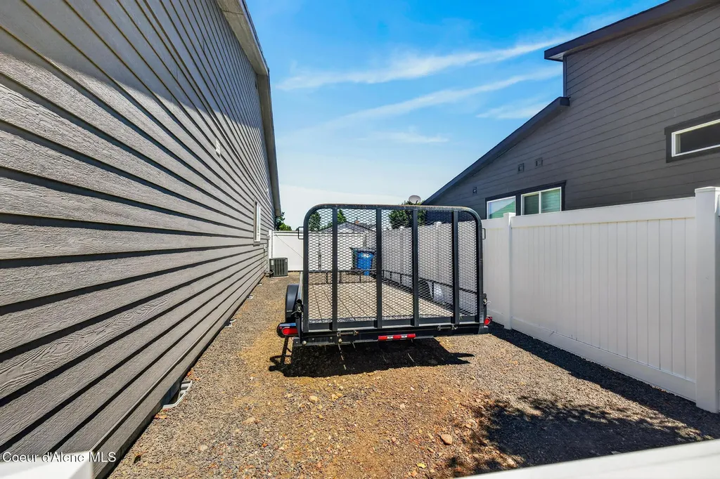 3234 W Giovanni Lane Hayden ID 83835