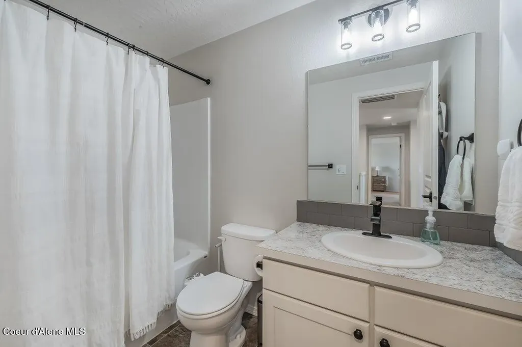 6062 W Lofty Ridge Street Rathdrum ID 83858