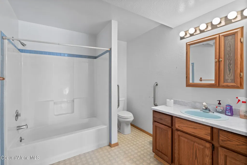 10375 W Shale Court Post Falls ID 83854