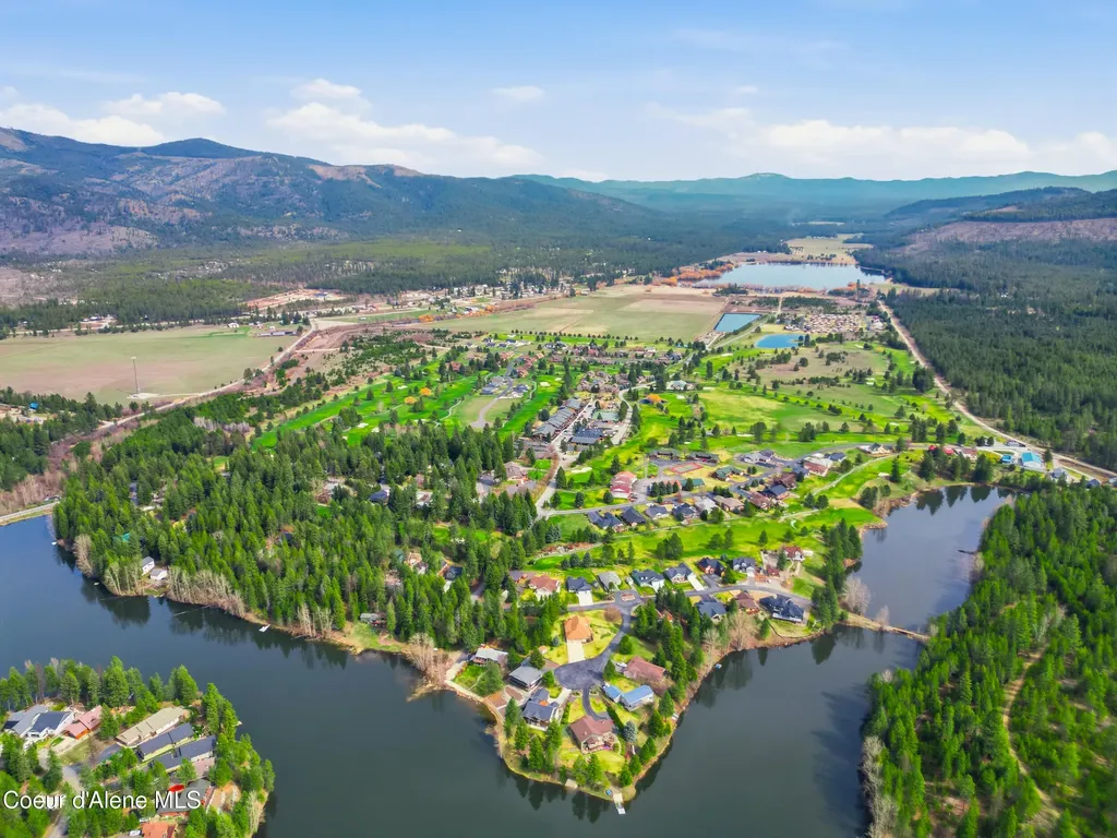 253 Hanaford Road Blanchard ID 83804