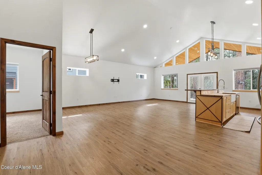 253 Hanaford Road Blanchard ID 83804
