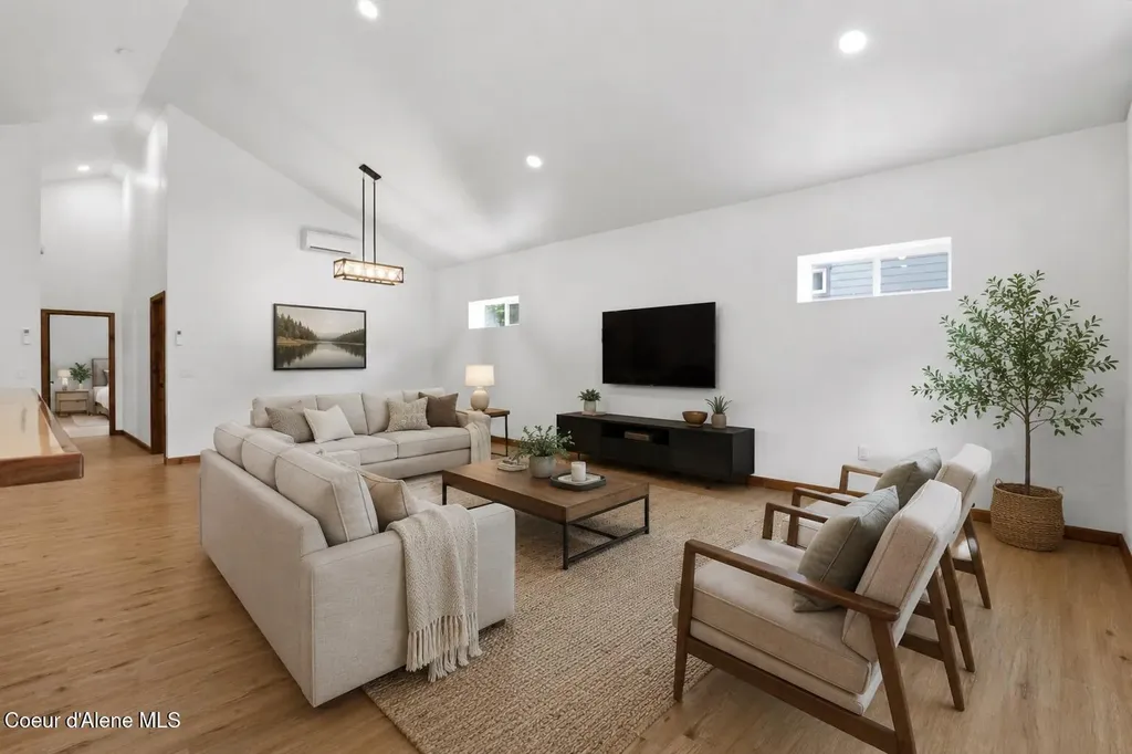 253 Hanaford Road Blanchard ID 83804