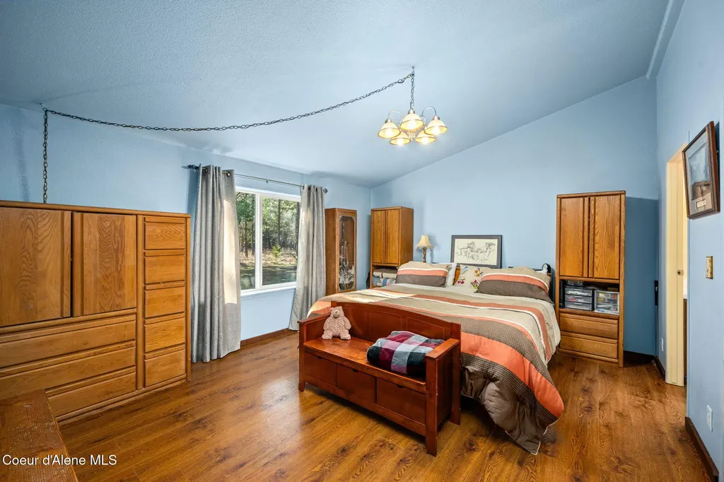 8507 E Son Shine Way Athol ID 83801