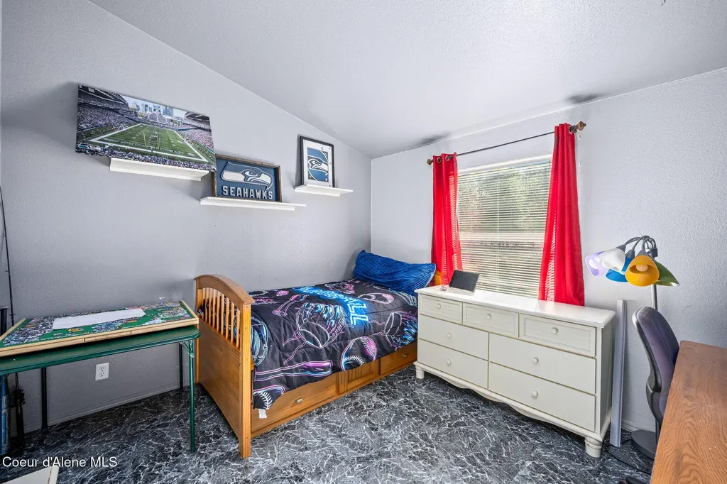 8507 E Son Shine Way Athol ID 83801