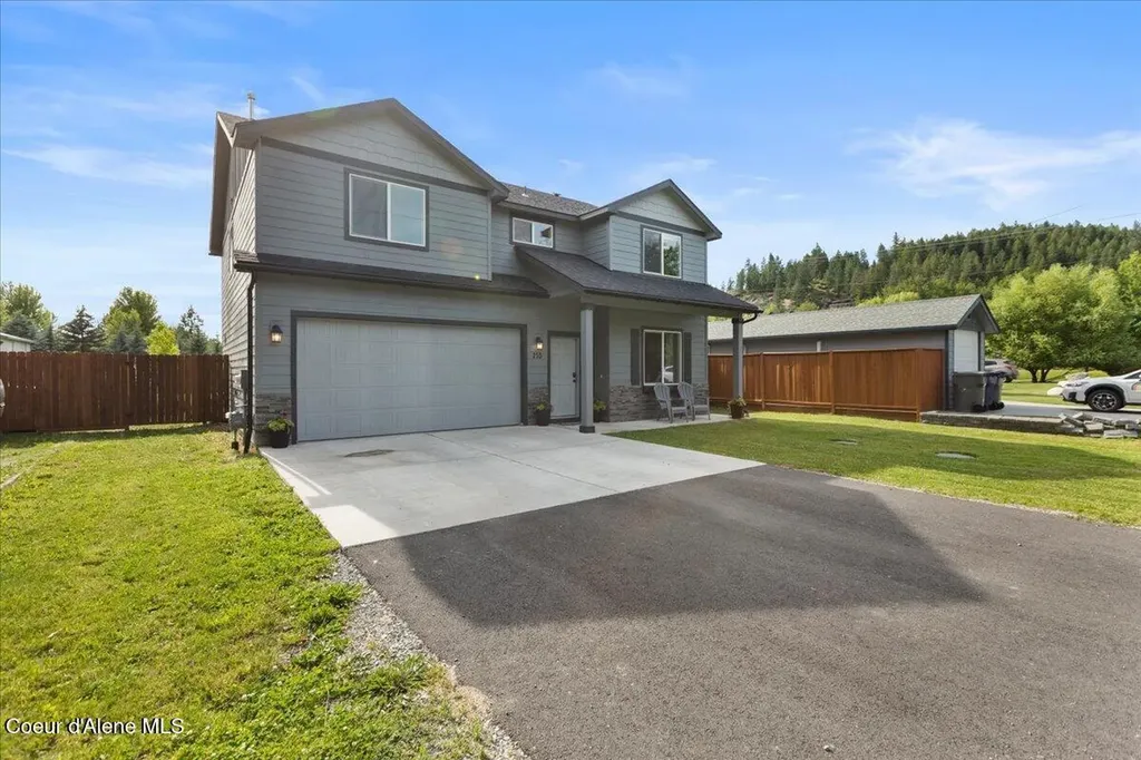 210 4th Street Dover ID 83825