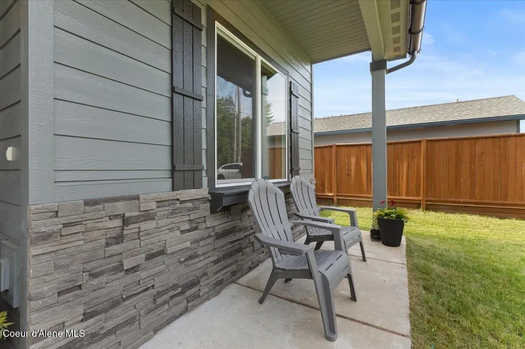 210 4th Street Dover ID 83825