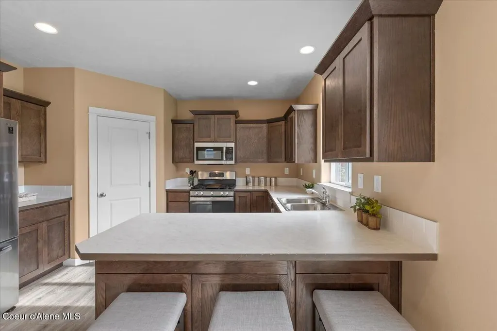 210 4th Street Dover ID 83825