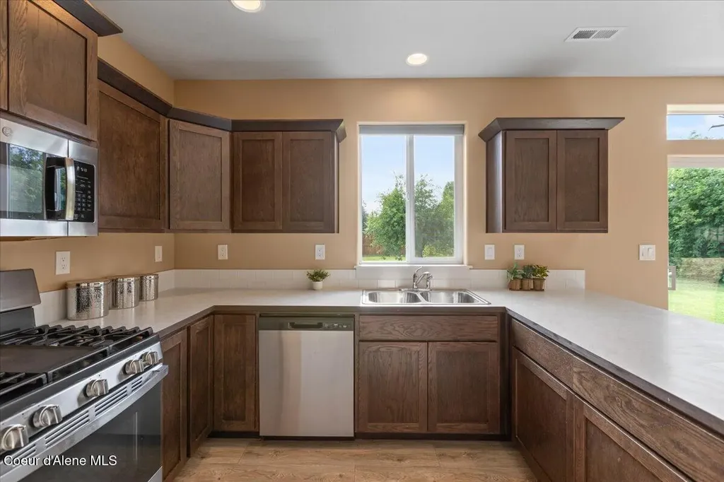 210 4th Street Dover ID 83825