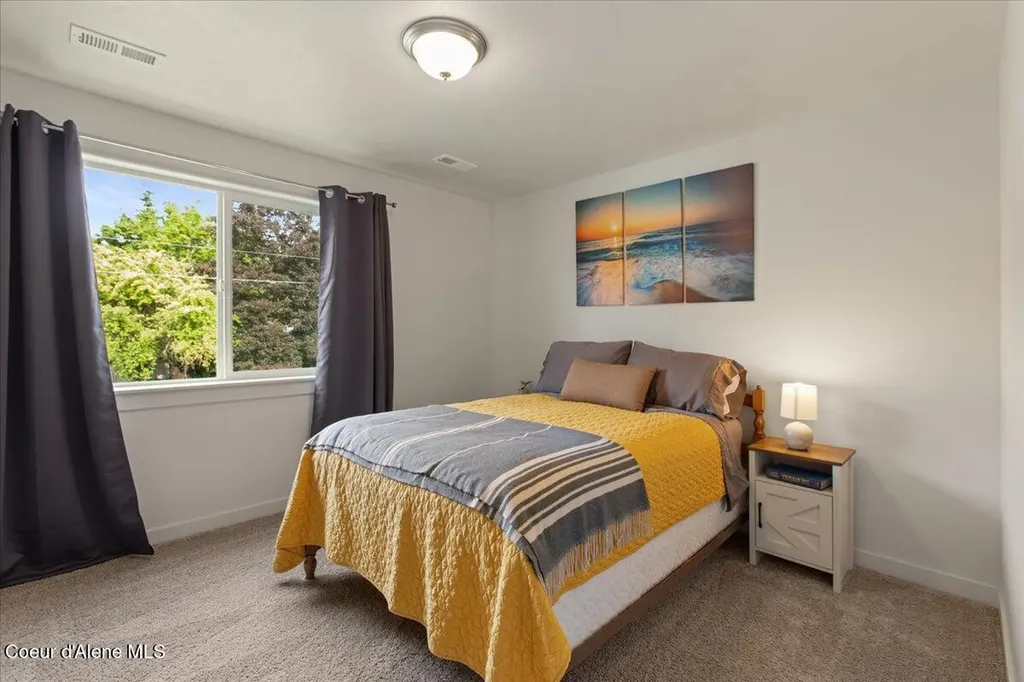210 4th Street Dover ID 83825