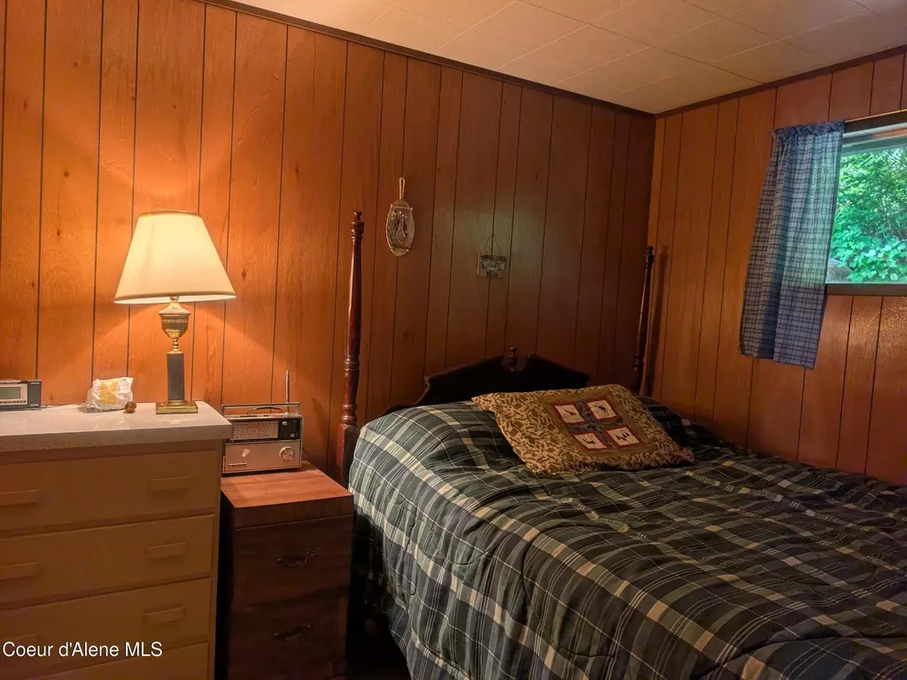 15902 S Spirit Lake Road Spirit Lake ID 83869