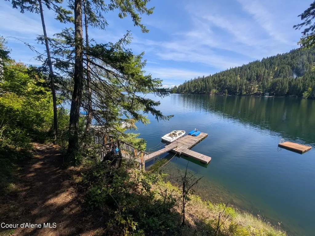 15902 S Spirit Lake Road Spirit Lake ID 83869