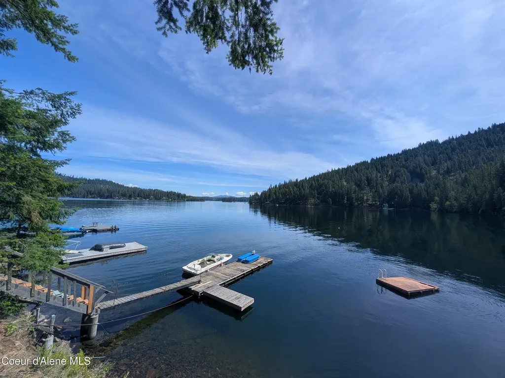 15902 S Spirit Lake Road Spirit Lake ID 83869
