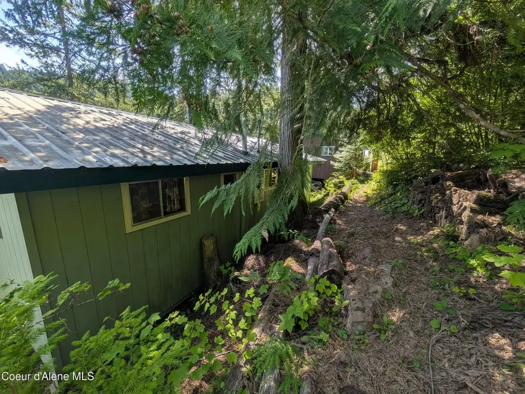 15902 S Spirit Lake Road Spirit Lake ID 83869