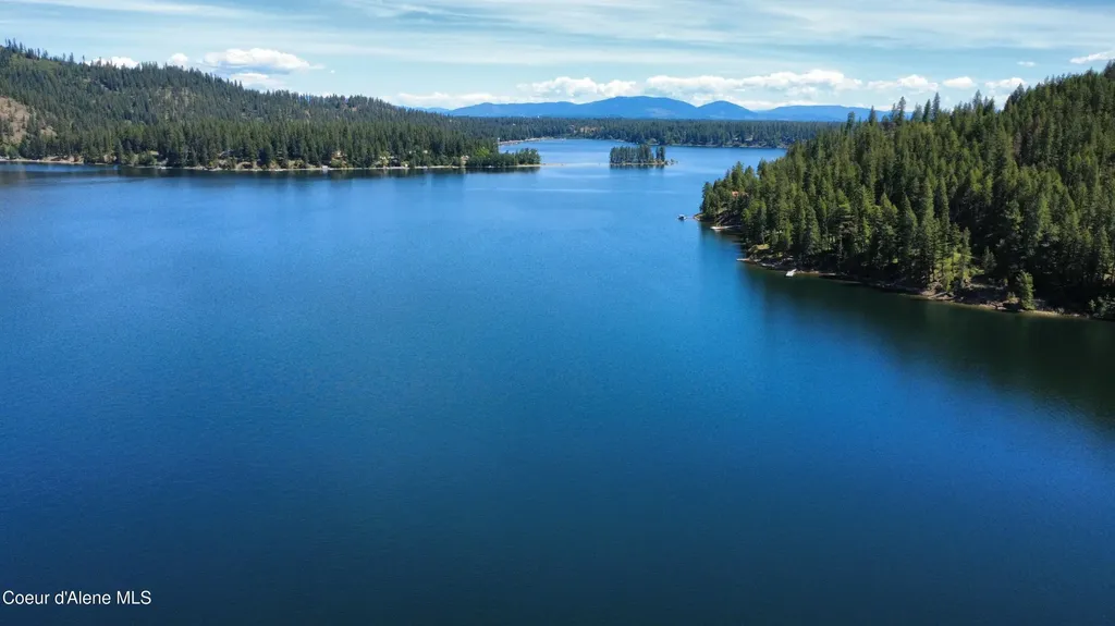15902 S Spirit Lake Road Spirit Lake ID 83869