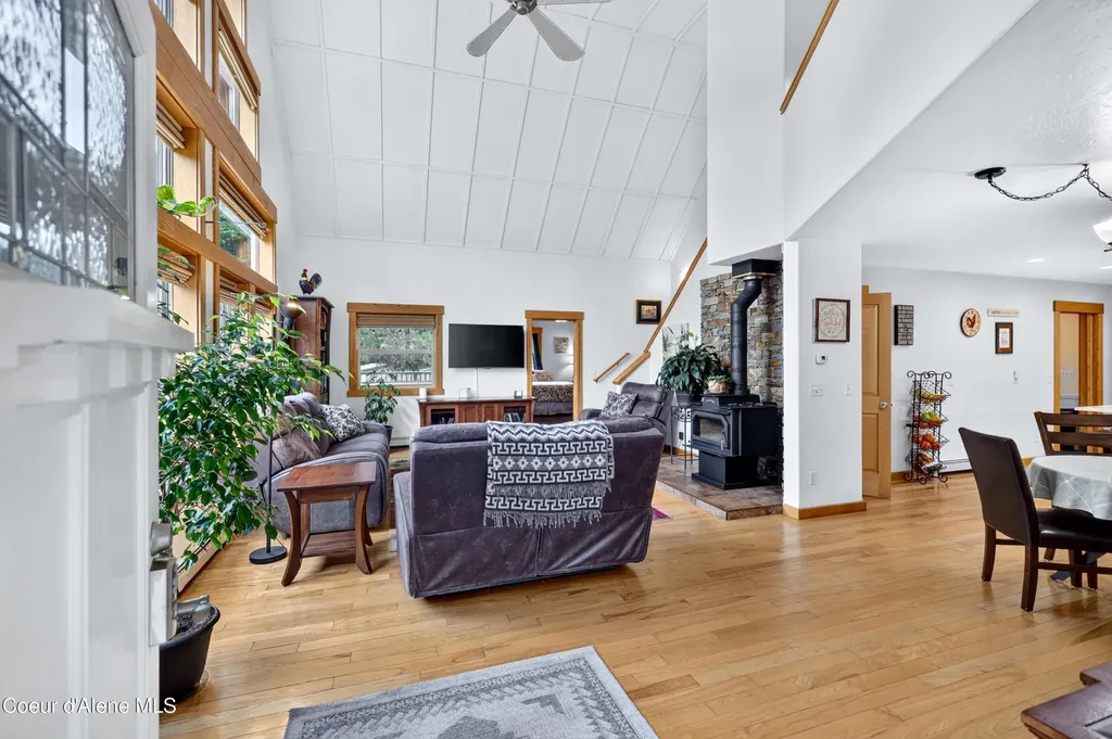 9831 W Hamaker Road Coeur D'alene ID 83814