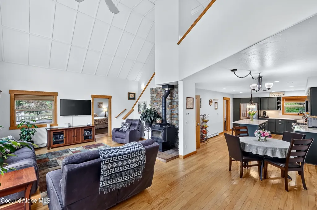 9831 W Hamaker Road Coeur D'alene ID 83814