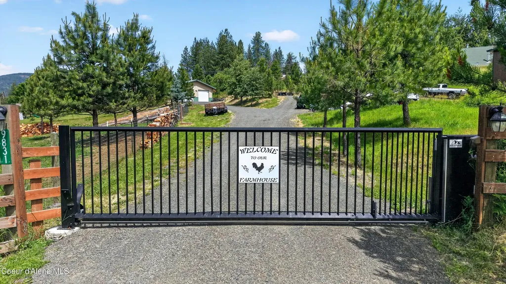 9831 W Hamaker Road Coeur D'alene ID 83814