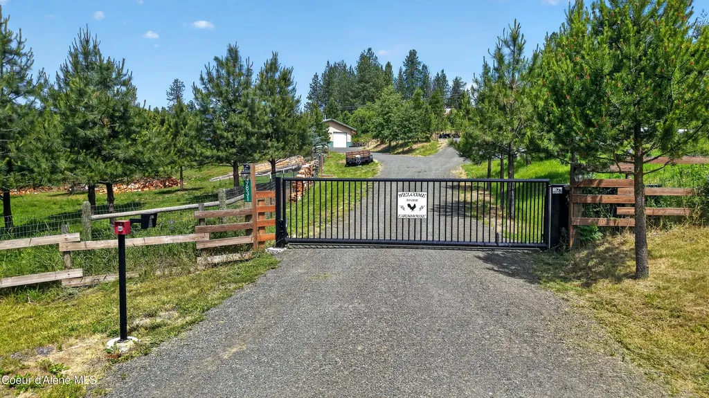 9831 W Hamaker Road Coeur D'alene ID 83814