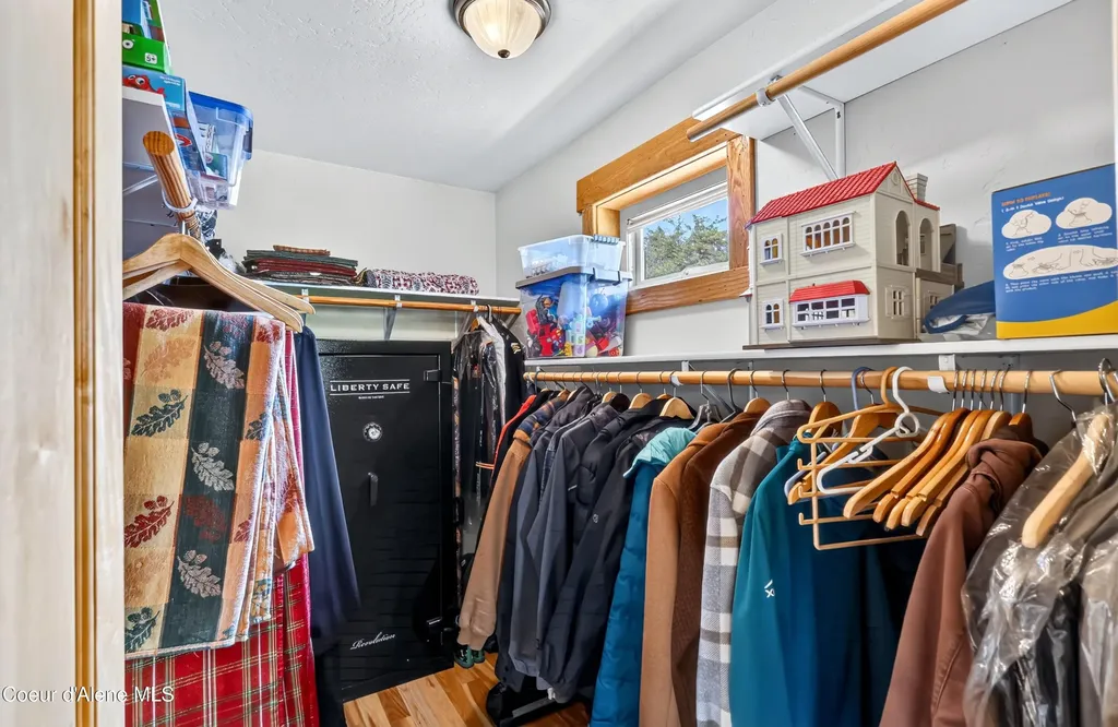 9831 W Hamaker Road Coeur D'alene ID 83814