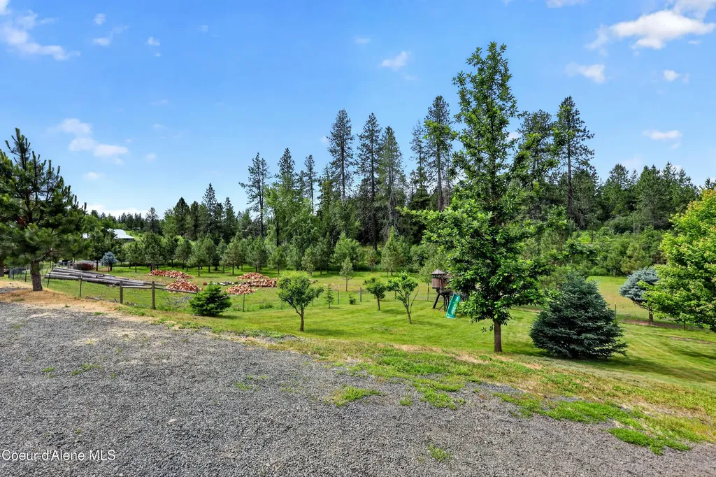 9831 W Hamaker Road Coeur D'alene ID 83814