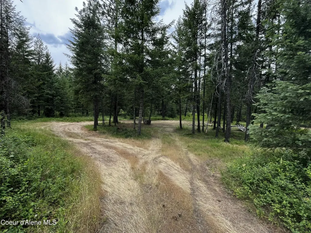 Nna Maine Street Spirit Lake ID 83869