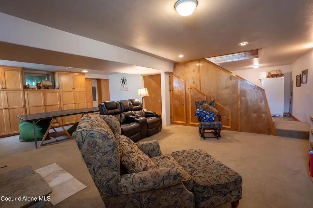 101 Zimmerman Road Moyie Springs ID 83845
