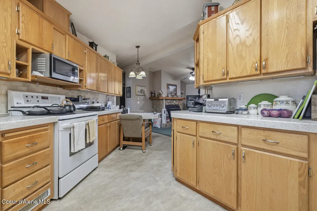 14884 N Batchelder Street Rathdrum ID 83858