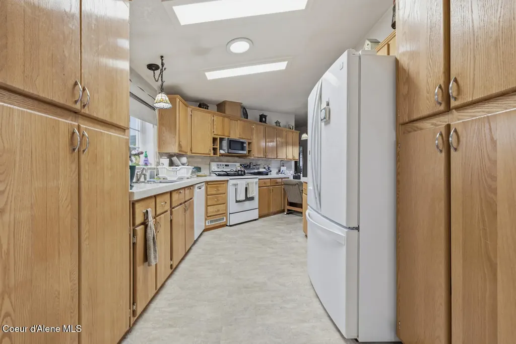 14884 N Batchelder Street Rathdrum ID 83858
