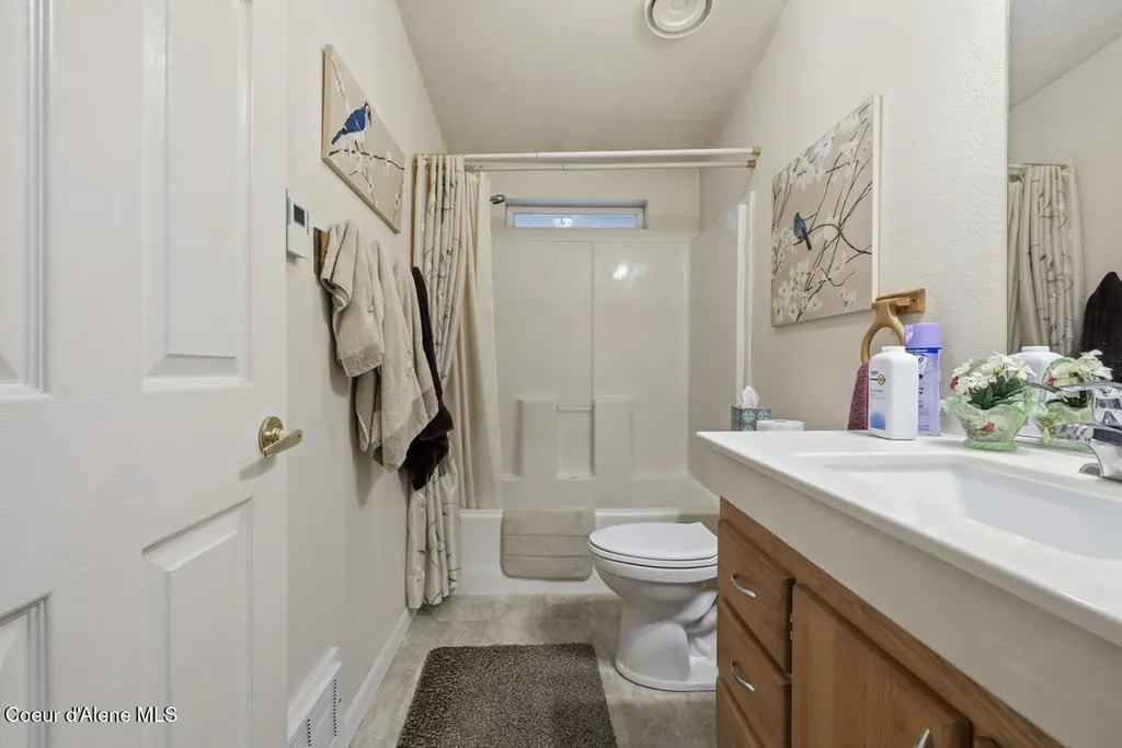 14884 N Batchelder Street Rathdrum ID 83858