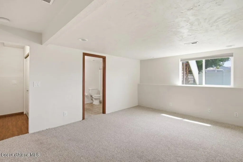 6840 W Majestic Avenue Rathdrum ID 83858