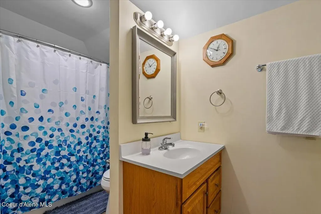 108 Dewey Street Mullan ID 83846