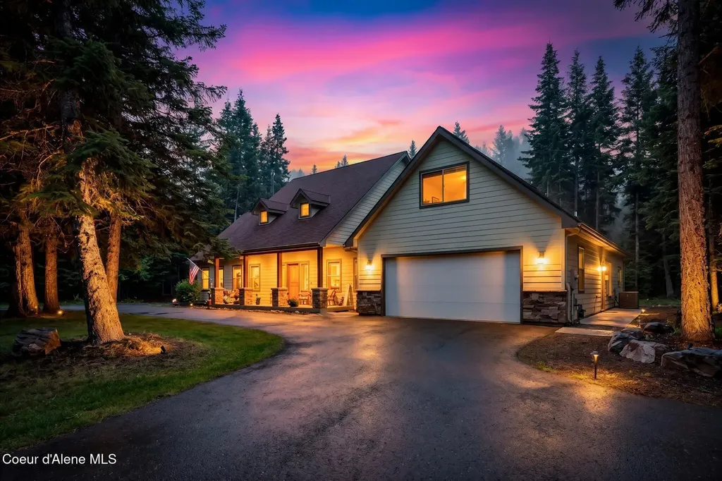 25400 N Lantern Hill Road Rathdrum ID 83858