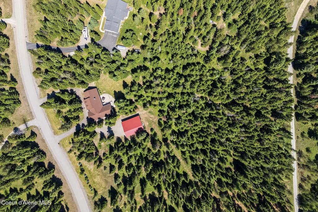 25400 N Lantern Hill Road Rathdrum ID 83858