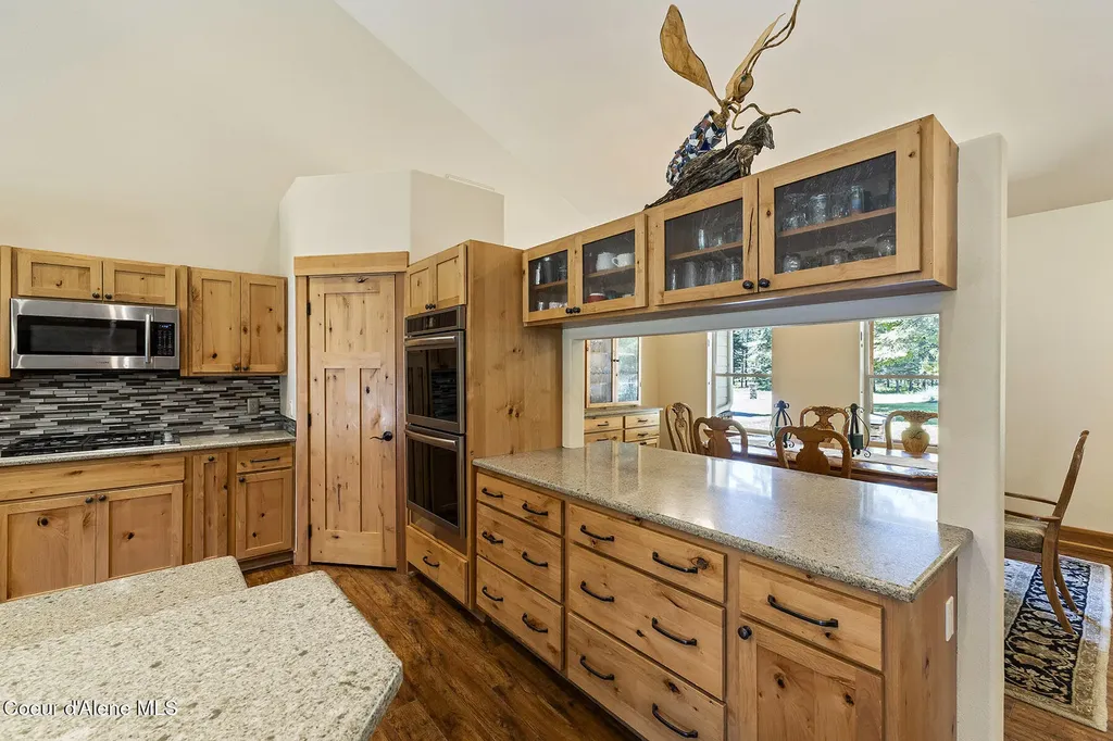 25400 N Lantern Hill Road Rathdrum ID 83858