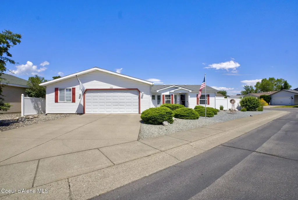 8473 W Yosemite Street Rathdrum ID 83858