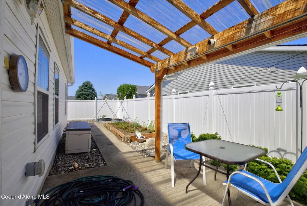 8473 W Yosemite Street Rathdrum ID 83858
