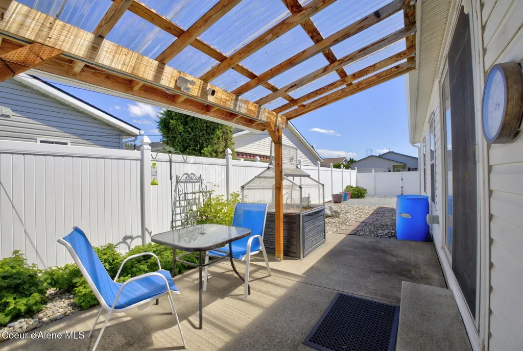8473 W Yosemite Street Rathdrum ID 83858