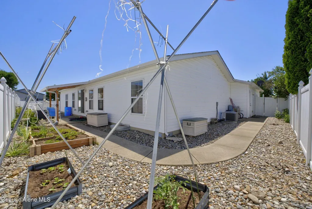 8473 W Yosemite Street Rathdrum ID 83858