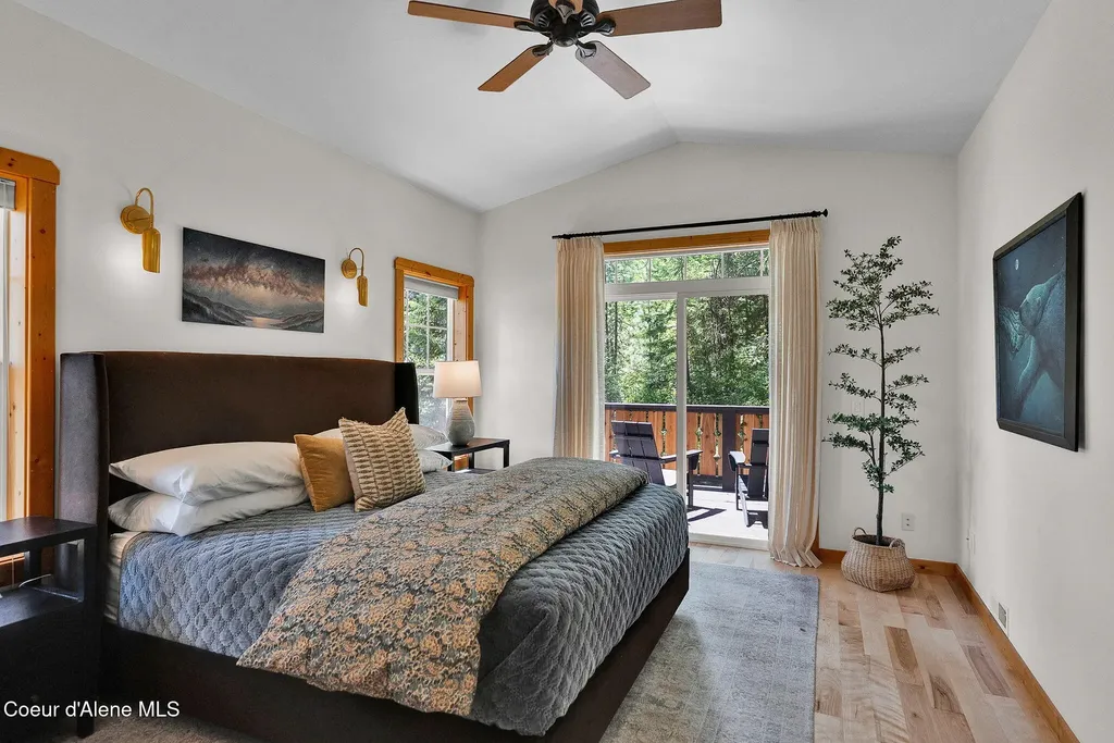 316 Brisboys Road Sagle ID 83860
