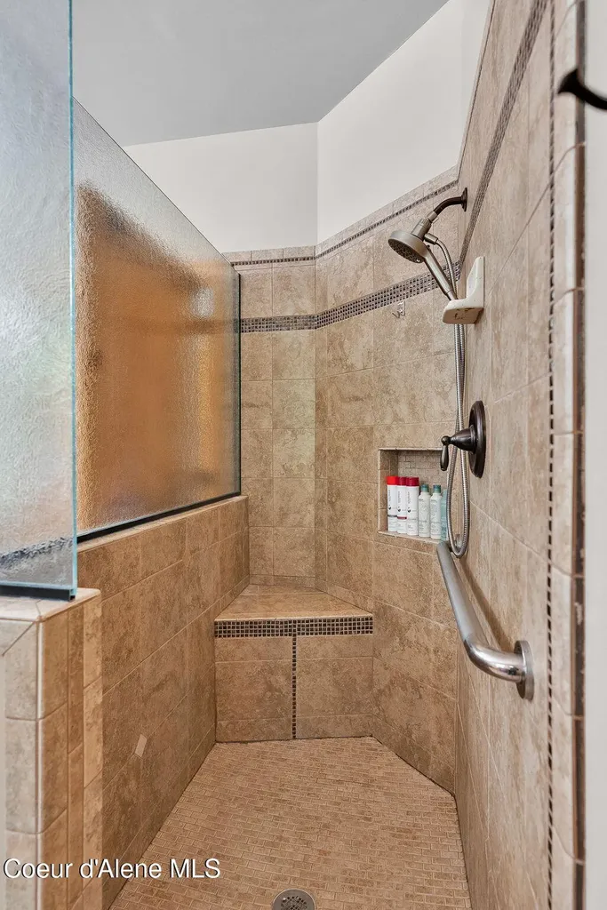 316 Brisboys Road Sagle ID 83860