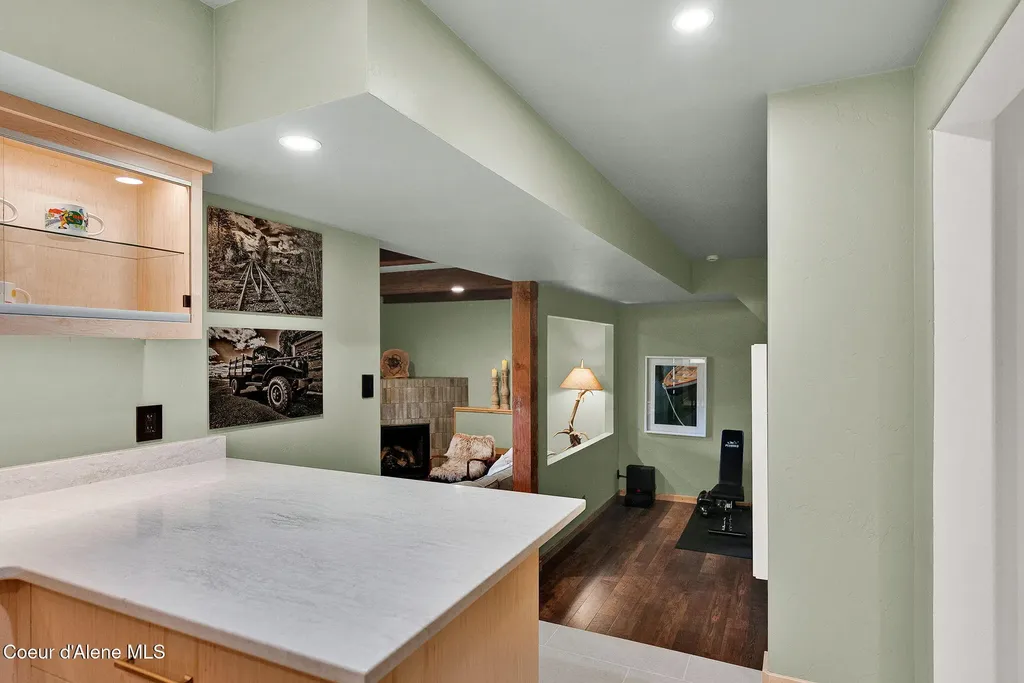 316 Brisboys Road Sagle ID 83860