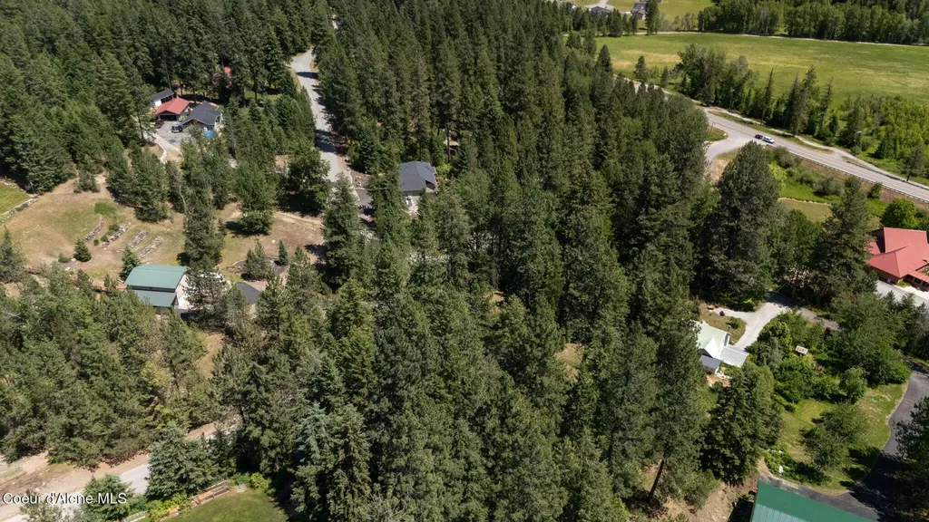 316 Brisboys Road Sagle ID 83860