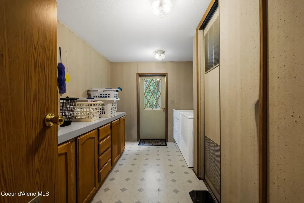 2409&2413 N Boyer Avenue Sandpoint ID 83864