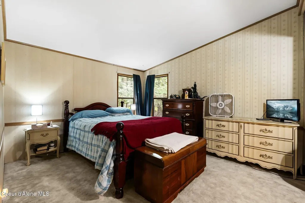 2409&2413 N Boyer Avenue Sandpoint ID 83864