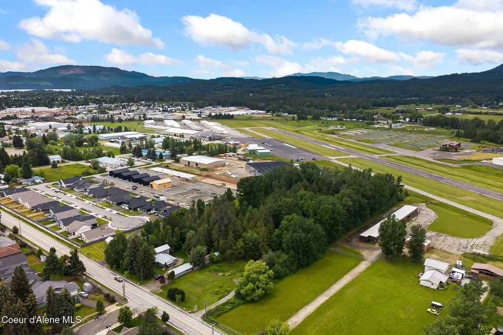 2409&2413 N Boyer Avenue Sandpoint ID 83864
