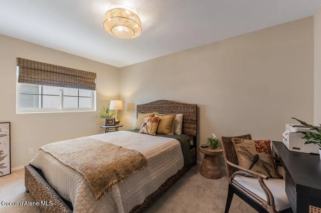 1193 W Woodlawn Drive Hayden ID 83835