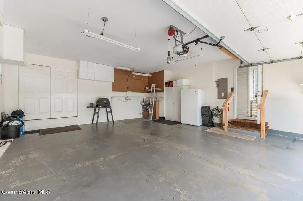1193 W Woodlawn Drive Hayden ID 83835
