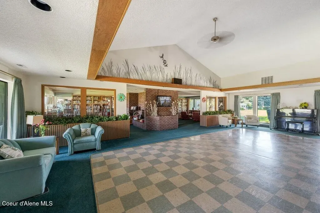 1193 W Woodlawn Drive Hayden ID 83835