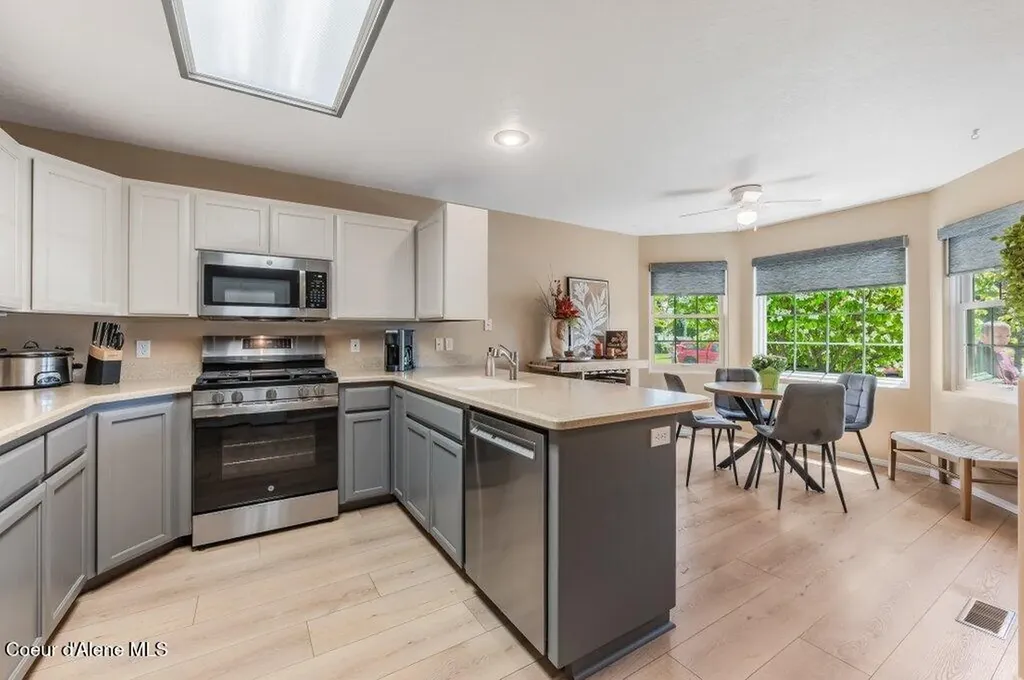1193 W Woodlawn Drive Hayden ID 83835